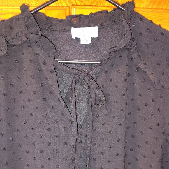 CeCe Split-Neck Swiss Dot Lined Chiffon Black Feminine Blouse Size L - Picture 3 of 9